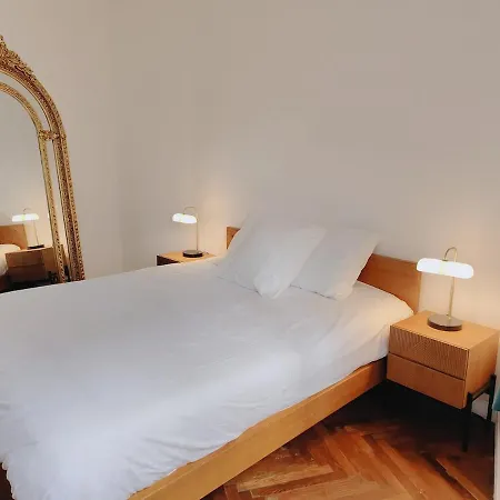 Elegant With View Of The Opera For 4 People Apartment *